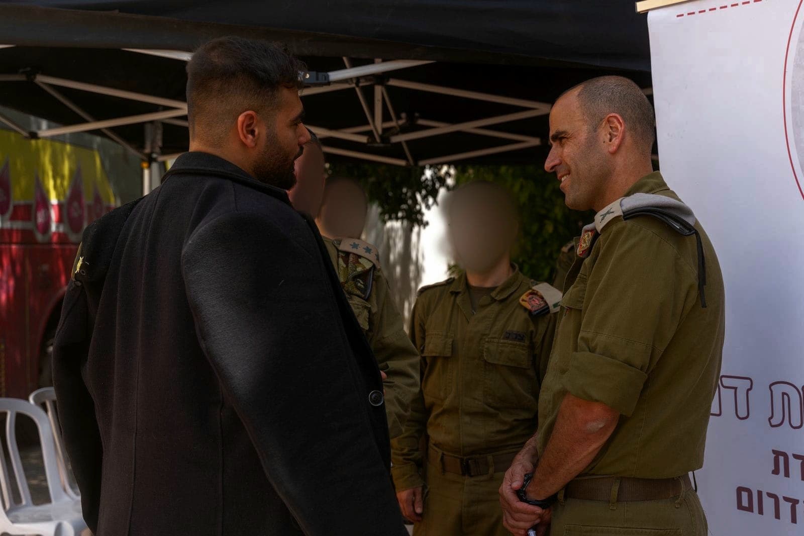 רביד בהרצאה לחיילי צה״ל