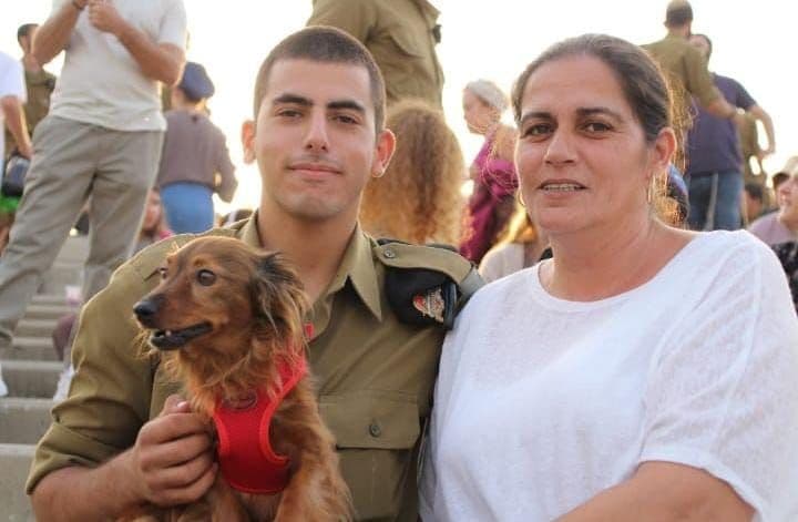 תובל עם המשפחה